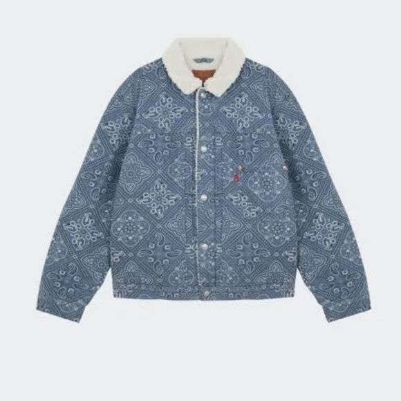Levi’s Western Bandana Print Sherpa Trucker Jacket - Picture 2 of 7